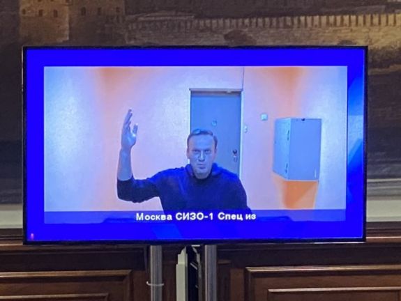 Helybenhagyta a másodfokú bíróság Navalnij előzetes letartóztatását